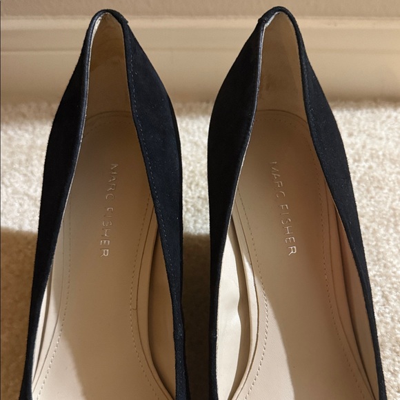 Marc Fisher Women's Calea Wedge Shoes black suede size 9 - Picture 3 of 8